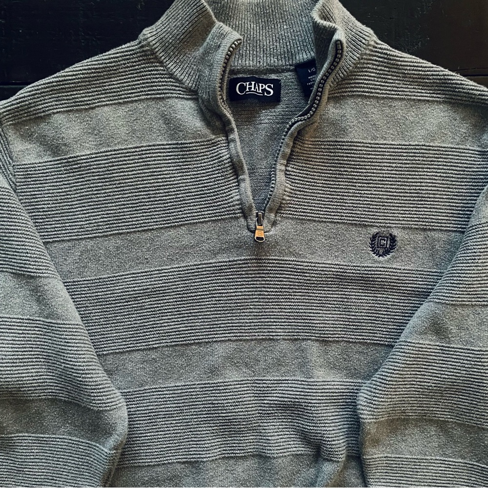 Chaps Men’s Gray Quarter-Zip Ribbed Sweater - Picture 2 of 4